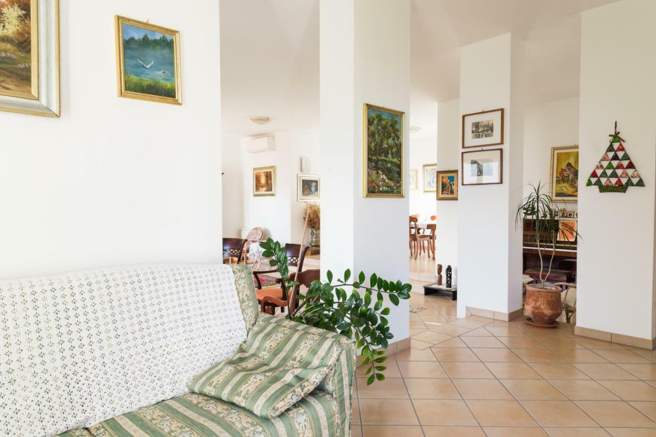 Torre Ancinale Bed & Breakfast Soverato Marina Luaran gambar
